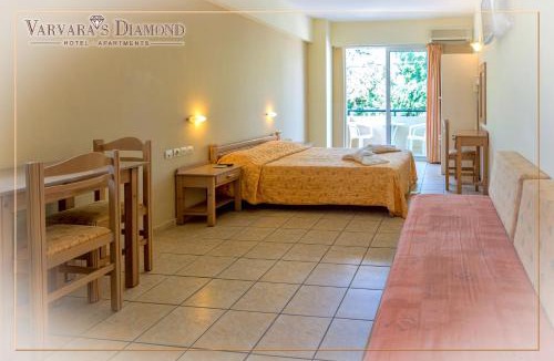 Platanes Apartment | Varvaras Diamond Hotel