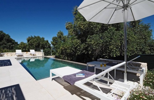Agia Pelagia Chlomou Villa | Villa ∙ 2 bedrooms ∙ 4 guests
