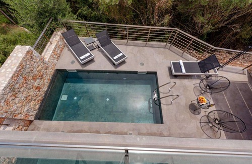 Chalikeri Villa | Villa ∙ 2 bedrooms ∙ 4 guests