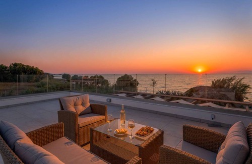 Theologos Villa | Villa ∙ 2 bedrooms ∙ 4 guests