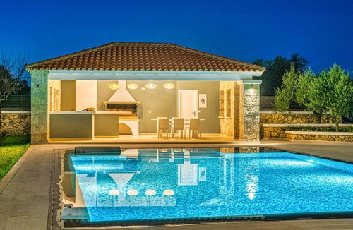Drosia Villa | Villa ∙ 3 bedrooms ∙ 6 guests