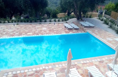 Koutsi Villa | Villa Androniki