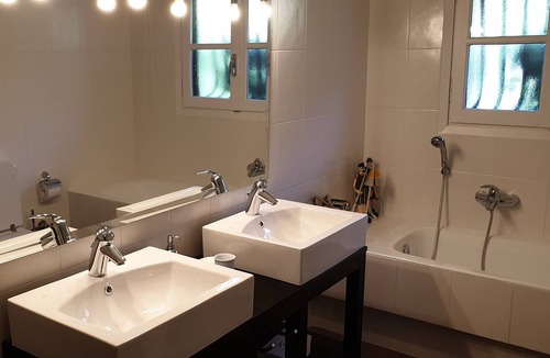 Nea Makri Villa | Villa Anna Family Relaxation Retreat