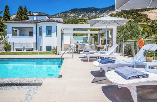 Leivathos Villa | Villa Aris - Three Bedroom Villa, Sleeps 6