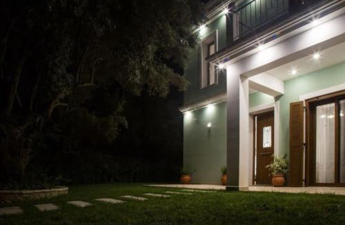 Lygia Villa | Villa Asprolia