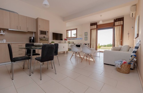 Kiparissia Villa | VILLA BELVEDERE - THE UNLIMITED VIEW VILLA