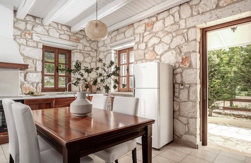 Ayios Leon Villa | Villa Boscheto Tria - Three Bedroom Villa, Sleeps 6