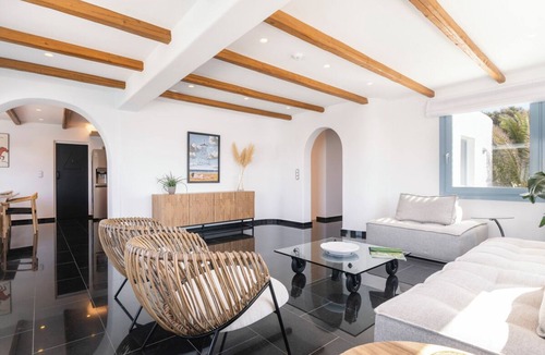 Ornos Villa | Villa Dame Sea view terrace villa 5 bdrms, WiFi, A/C in enchanting Mykonos