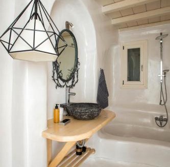 Tourlos Villa | Villa Diorite by Mykonos Rocks
