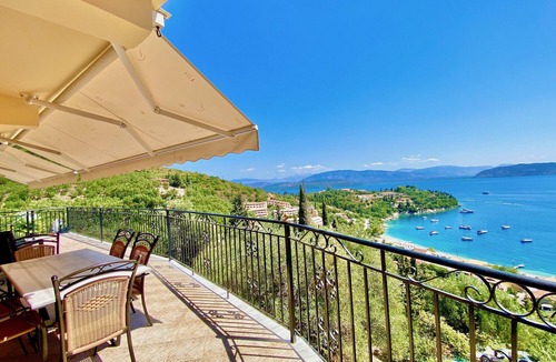 Vlachatika Villa | Villa Eleni Kalami with private pool