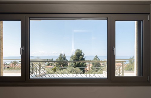 Neos Marmaras Villa | Villa Elia: seaside villa near Elia beach Chalkidiki