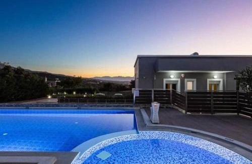 Adele Villa | Villa Emily Rethymno