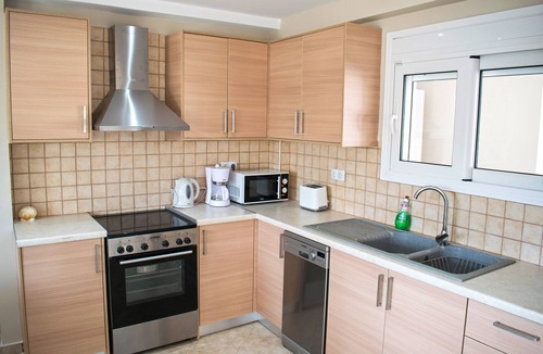 Georgioupolis Villa | Villa Fantasia- Less than 5-Min Walk to Kalivaki Beach with private pool