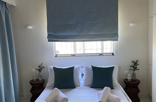 Pyrgos Psilonerou Hotel | Villa Fleria Seaside Studios & Apts