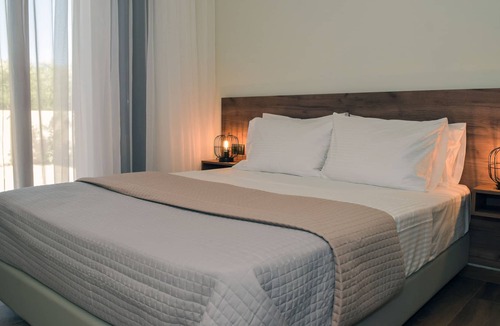 Kefalas Villa | Villa FOS in Kefalas, private pool, Mountain View, 3BR, 3BT
