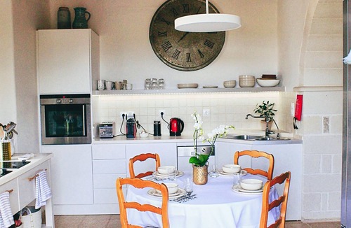 Drapanos House | Villa Free Spirit Crete- Boutique Villa with Seaview, Jacuzzi, BBQ, AC, Wifi