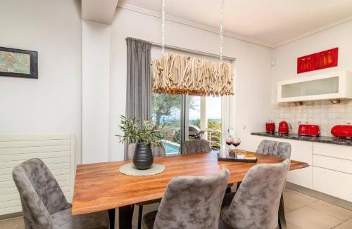 Tragaki Villa | Villa Gisele by Villa Plus