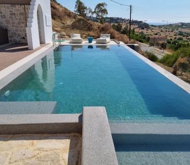 Pitsidia Villa | Villa Grabella-Amazing sea view and swimming pool