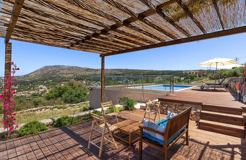 Gavalochori Villa | Villa Helissie - Sea view, private pool & garden