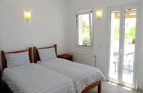 Vizari Villa | Villa in Agia Galini with Pool Views