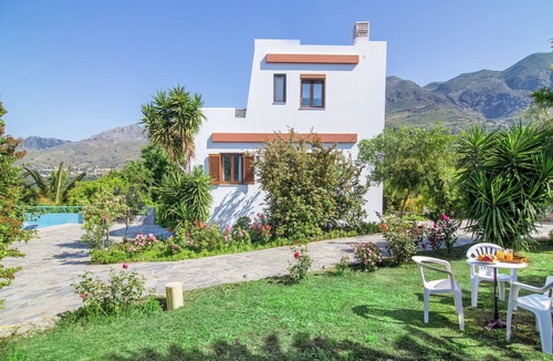 Lefkogeia Villa | Villa in Lefkogia with Private Pool