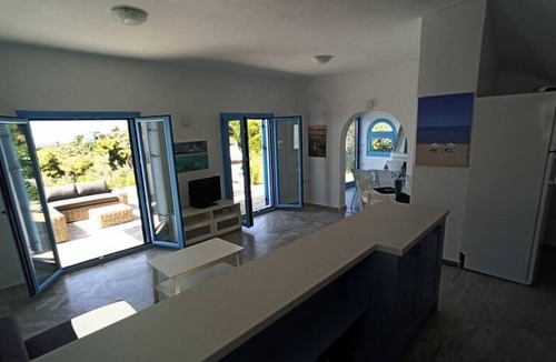 Katsarou Villa | Villa Kalliope theater-like sea views, 3 bedrooms