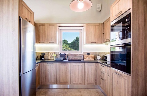 Klismata Villa | Villa La Vie - Three Bedroom Villa, Sleeps 6