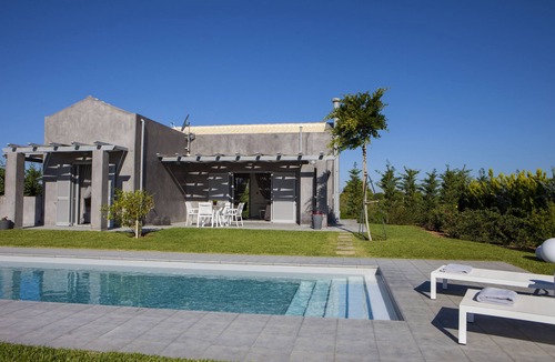 Svoronata Villa | VILLA LEFTERIS - LUXURY VILLA WITH PRIVATE POOL