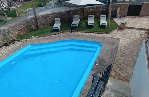 Pyrgos Psilonerou Villa | Villa Lina private pool