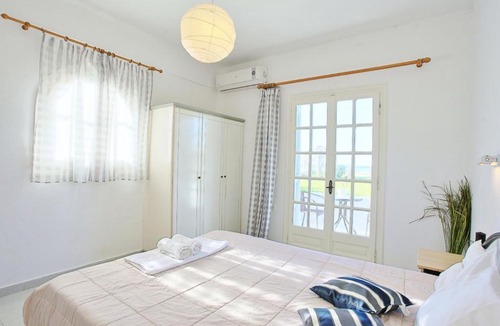 Almiros Beach Apartment | Villa Maria On The Beach