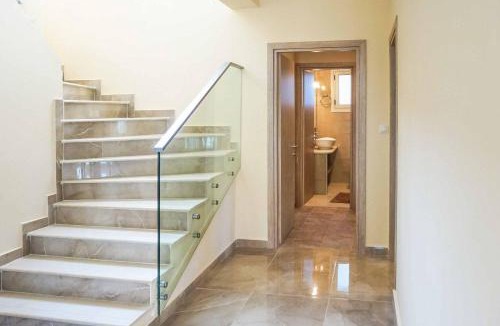 Dafnata Villa | Villa Monastiri