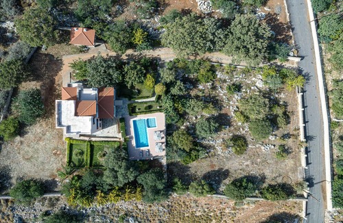 Xiro Chorio Villa | Villa Nefeli with private pool