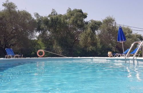 Apokoronas Villa | Villa nr Almyrida☀️Private Pool Gated For Child Safety☀️Wifi +good mobile signal
