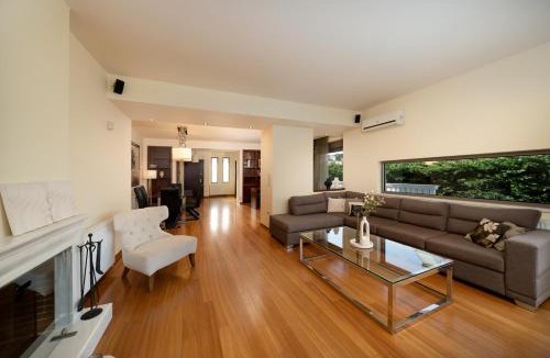 Markopoulo Mesogaias Villa | Villa Occasus by A&D Properties