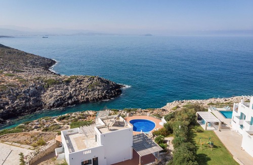 Stavros Villa | Villa Phaedra 7 bedroom villa