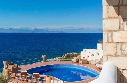 Stavros Villa | Villa Phaedra Sea Front Villa at Tersanas