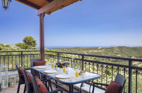 Kolymbari Villa | Villa Polemarchi Iris