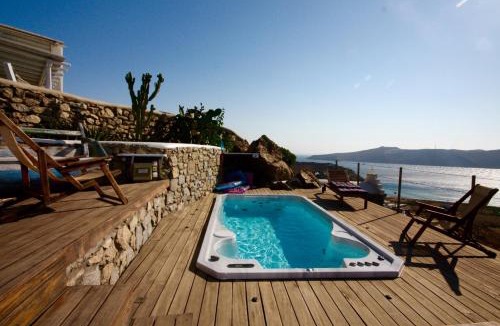 Panormos Villa | Villa Princess 5 4Bed with Small Tub Panormos Beach