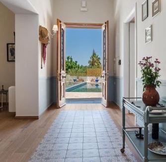 Makhairoi Villa | Villa Remedio