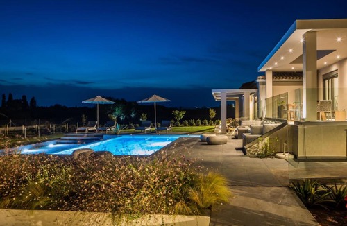 Svoronata Villa | Villa Royal