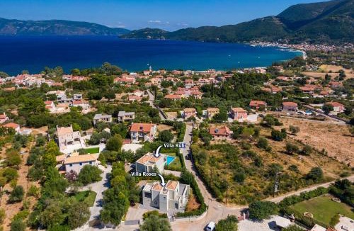 Karavomylos Villa | Villa Rubi by Villa Plus