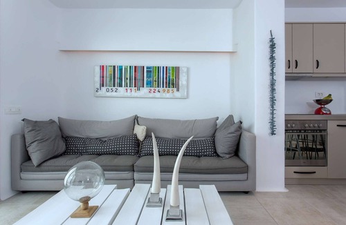 Ornos Villa | Villa Sapphire 6bed with Pool and Hot Tub in Ornos