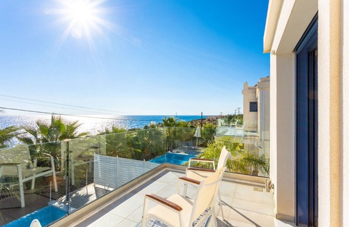 Skala Villa | Villa Starfish: Large Private Pool, Walk to Beach, Sea Views, A/C, WiFi