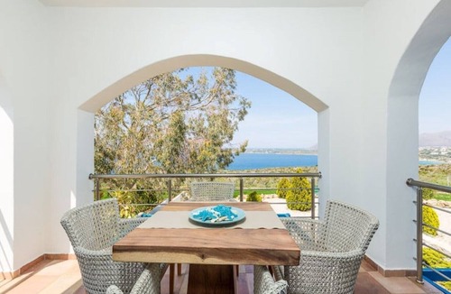 Kalathas Villa | Villa Sun in Kalathas with amazing sea view!