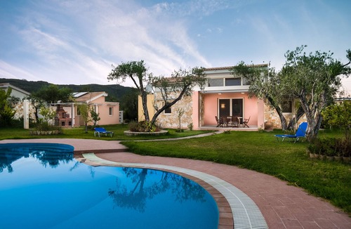 Messonghi Villa | Villa thalassa with private pool
