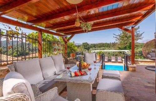 Monopari Villa | Villa Tresor