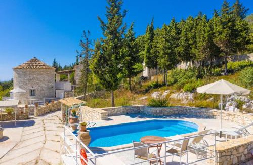 Ieromonachos Villa | Villa Windmill