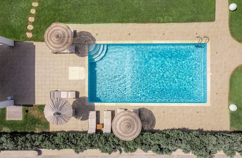 Agia Anna Villa | Villa with Private Pool & Jacuzzi Naxos