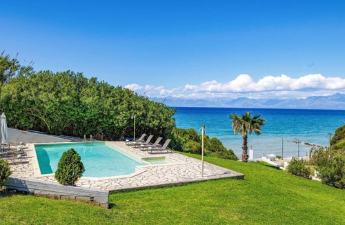 Termenades Villa | Villa Yialos by Villa Plus