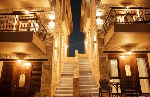 Taxiarkhis Villa | Villas Lirtzis